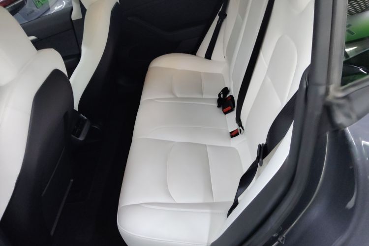 特斯拉 Model 3 2022款 Performance高性能全轮驱动版中控内饰21