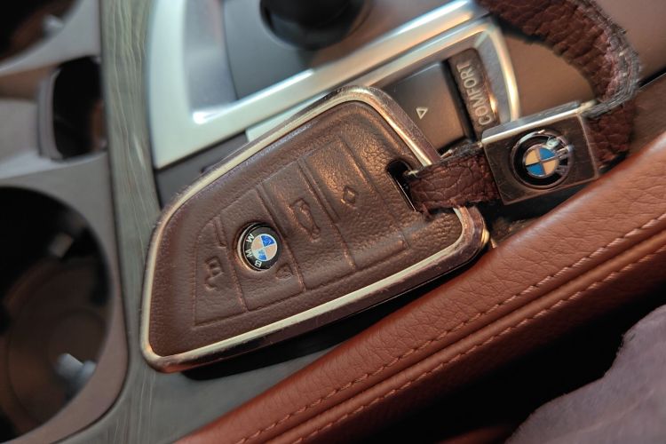 宝马5系 2017款 525Li 领先型中控内饰11