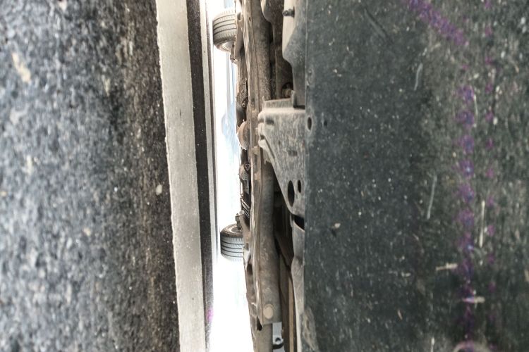 吉利汽车 帝豪 2018款 1.5L CVT向上互联版局部细节9008