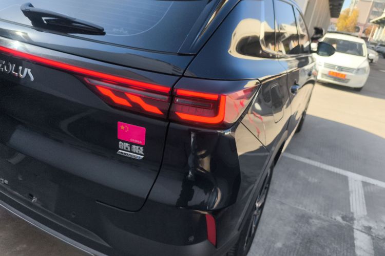 东风风神 皓极 2022款 马赫双擎 1.5T MHD 敢梦版车身外观9