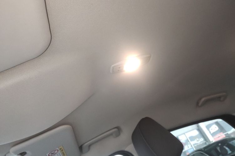 福特 福克斯 2018款 两厢经典 1.6L 自动舒适型智行版局部细节22