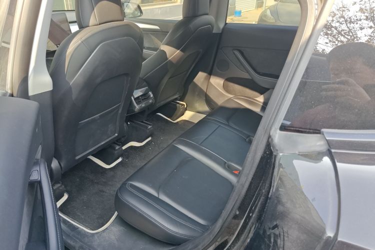 特斯拉 Model Y 2021款 标准续航后驱版中控内饰21