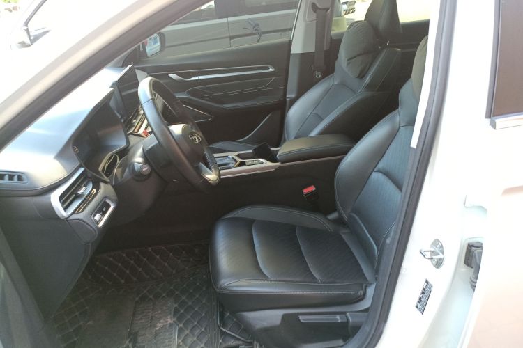 吉利汽车 帝豪 2022款 第4代 1.5L CVT尊贵型中控内饰19