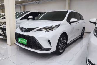 丰田 格瑞维亚 2024款 2.5L混动 尊贵PLUS版