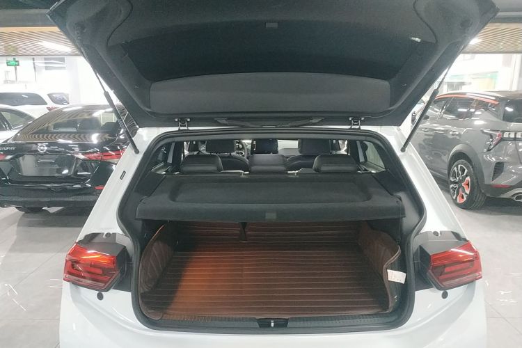 大众ID.3 2023款 纯净智享版机舱底盘23