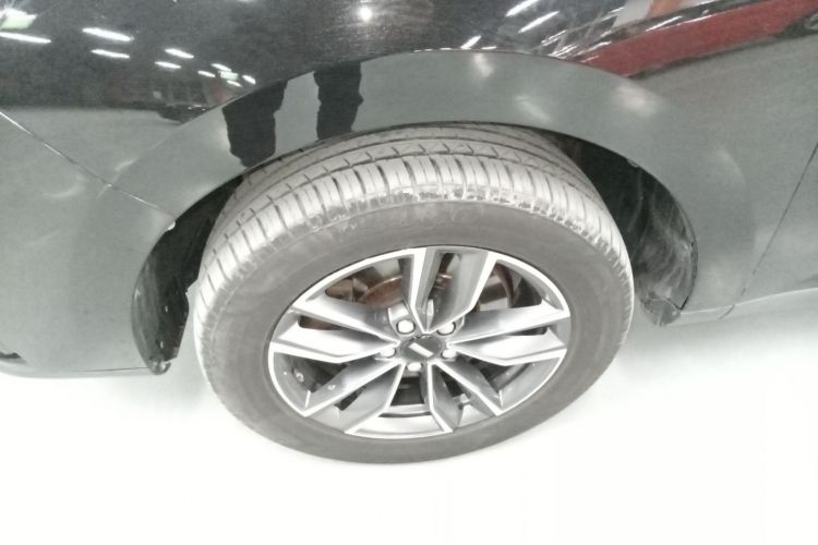 魏牌 VV5 2020款 1.5T 两驱智先锋车身外观6001