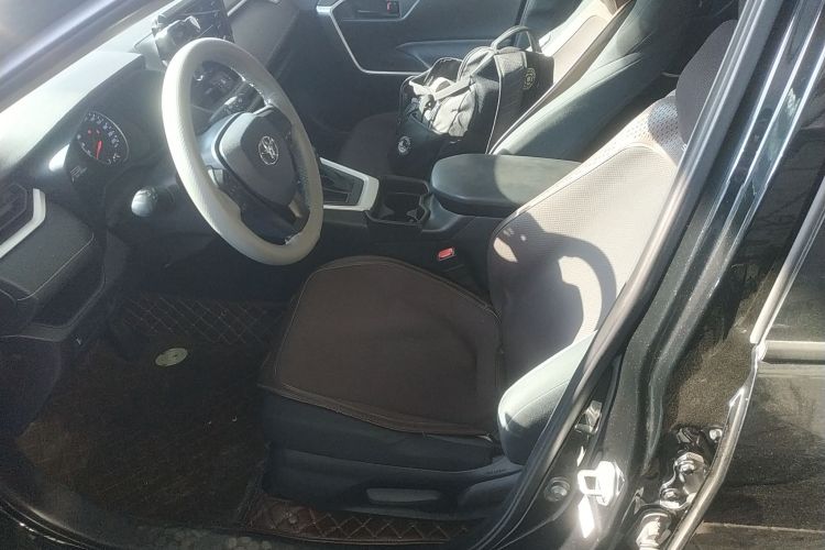 丰田 威兰达 2022款 2.0L CVT两驱领先版中控内饰19