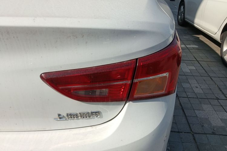 别克 威朗 2015款 三厢 15S 手动进取型车身外观6006