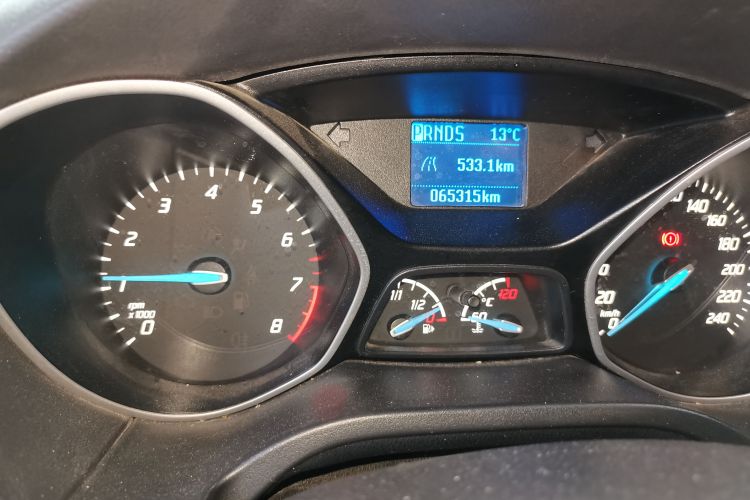 福特 福克斯 2012款 两厢 1.6L 自动舒适型中控内饰15