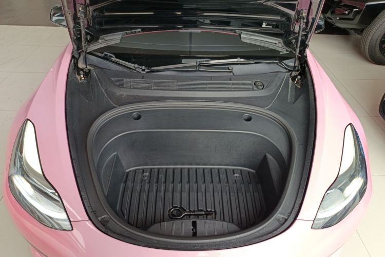 特斯拉 Model 3 2022款 后轮驱动版机舱底盘24