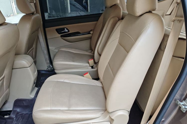 五菱汽车 五菱宏光 2016款 1.5L 改款S舒适型中控内饰21