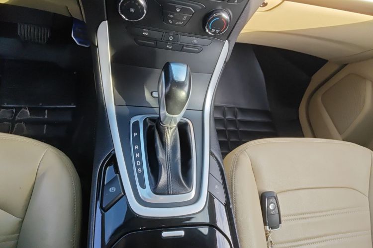 福特 锐界 2018款 EcoBoost 245 两驱精锐型 5座 国V局部细节18