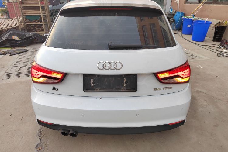 奥迪A1 2016款 30 TFSI Sportback Design风尚版车身外观6004