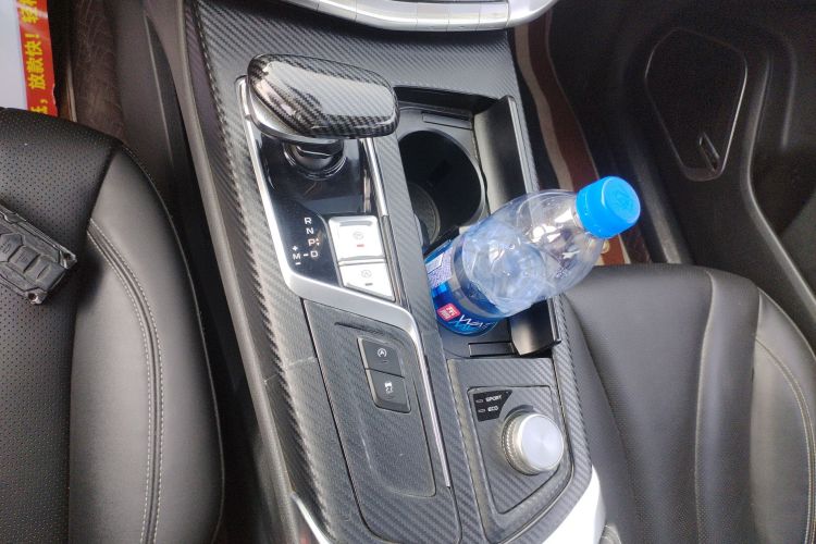 吉利汽车 博瑞 2018款 1.5T MHEV 耀动版局部细节18