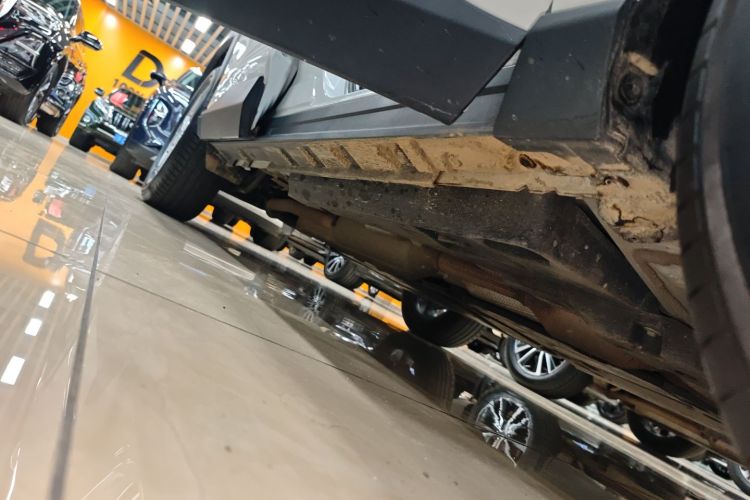 丰田 RAV4荣放 2022款 双擎 2.5L E-CVT两驱精英版局部细节9001