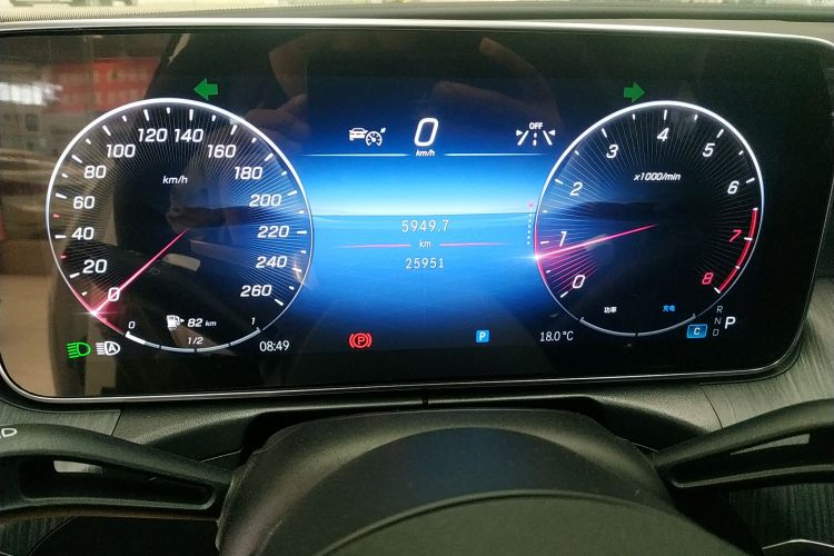 奔驰C级 2023款 C 260 L 运动版局部细节14