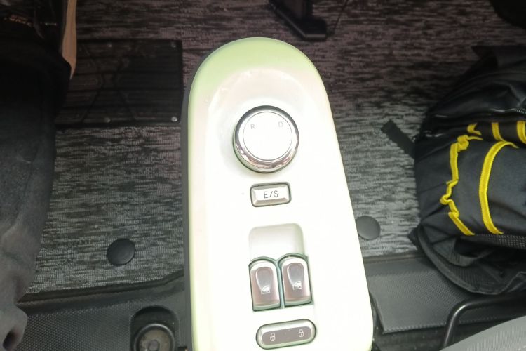 长安启源 长安Lumin 2022款 210km 香甜款局部细节18