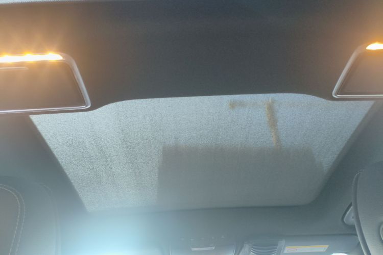 奔驰GLC 2020款 改款 GLC 260 L 4MATIC 动感型局部细节22