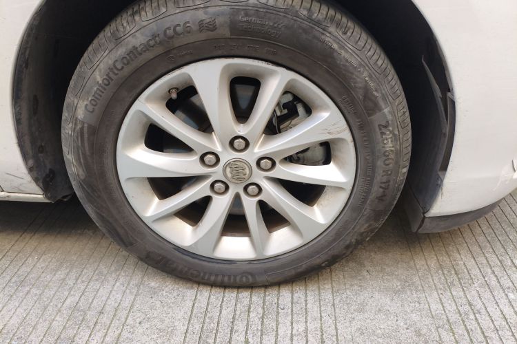 别克GL8 2018款 ES 28T 尊享型 国VI车身外观10