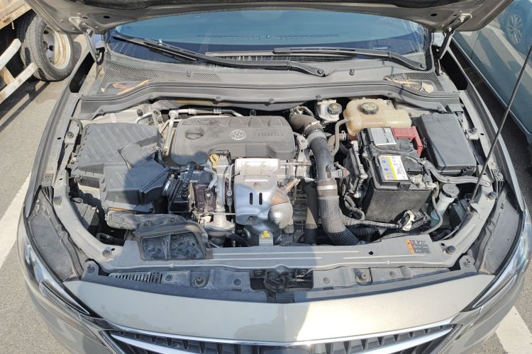 别克 英朗 2019款 18T 自动互联精英型 国V机舱底盘24