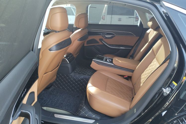 奥迪A8 2024款 A8L 50 TFSI quattro 臻选型中控内饰21