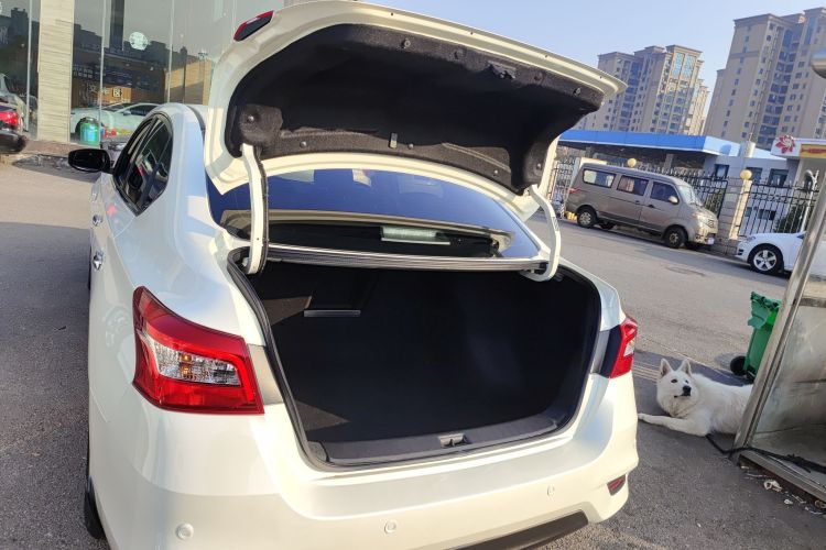 日产 轩逸 2022款 经典 1.6XL CVT豪华版局部细节23