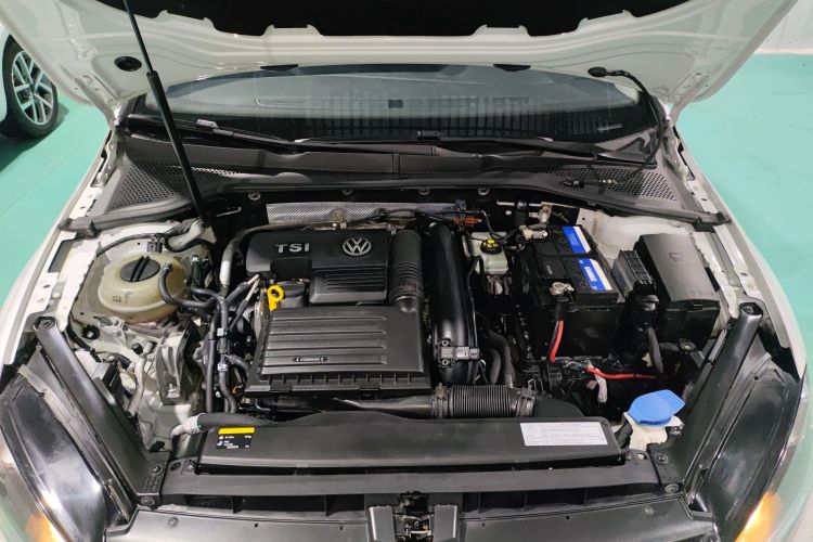 大众 高尔夫 2016款 280TSI 自动旗舰型机舱底盘24