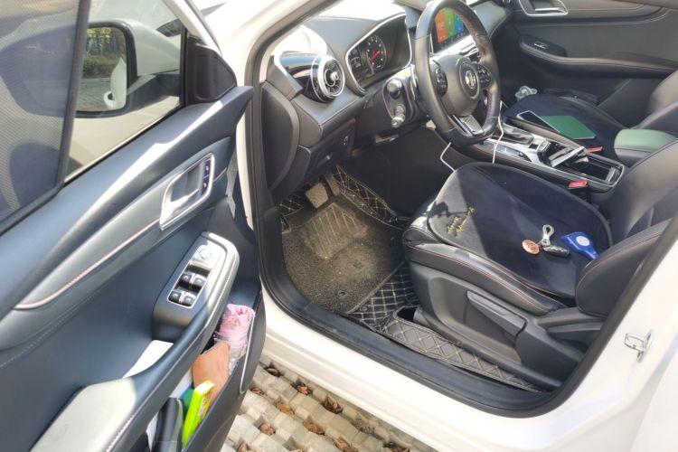 名爵HS 2019款 20T 自动两驱豪华版 国VI中控内饰20