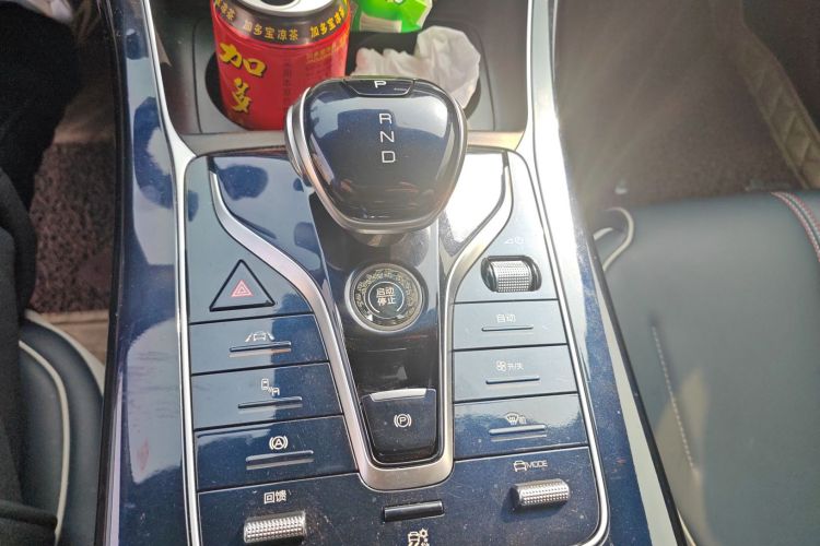 比亚迪 秦PLUS 2021款 EV 600KM 旗舰型中控内饰18