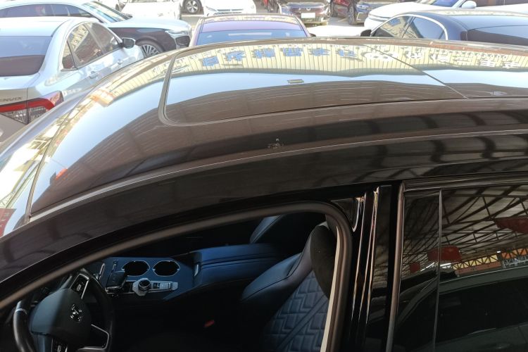 长安UNI-K 2021款 2.0T 全轮驱动尊贵型局部细节57