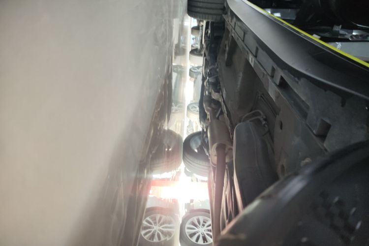 荣威RX5 2023款 PLUS 330TGI 自动领潮智臻版局部细节9002