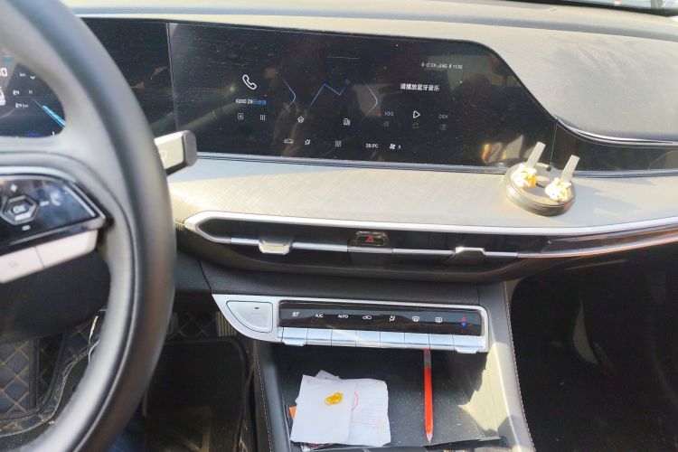 长安 逸动 2023款 畅享版 PLUS 蓝鲸NE 1.4T GDI DCT尊贵版中控内饰16