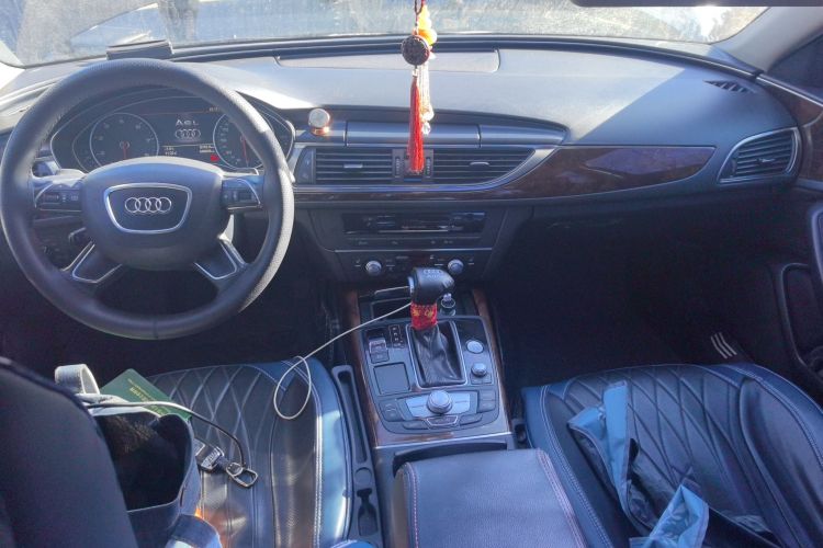 奥迪A6L 2012款 30 FSI 舒适型中控内饰12