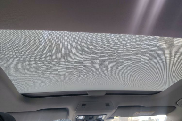 大众 2025款 凌渡L 280TSI DSG炫辣版中控内饰22