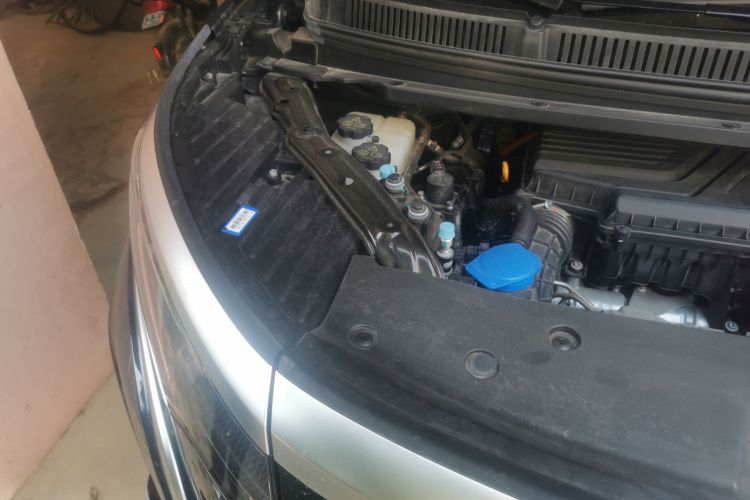 腾势D9 2022款 DM-i 970 四驱尊荣型局部细节9006