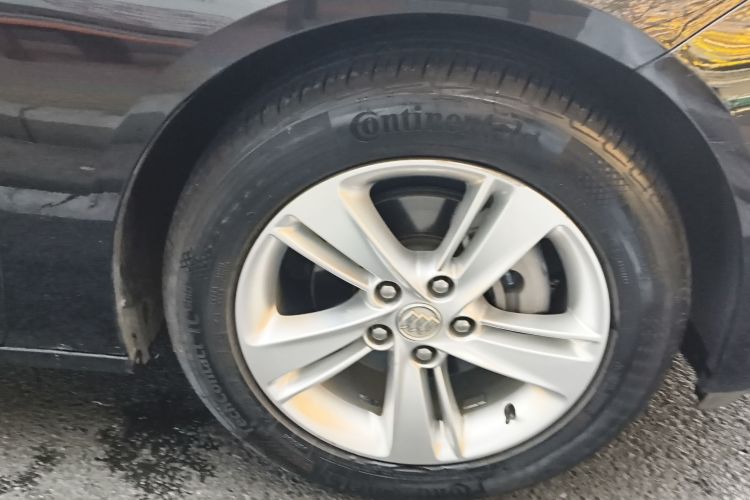 别克 君威 2019款 20T 精英型 国VI车身外观10