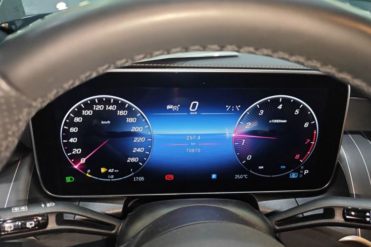 奔驰GLC 2023款 GLC 300 L 4MATIC 动感型 5座中控内饰14