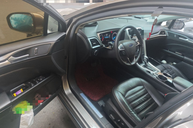 福特 蒙迪欧 2013款 1.5L GTDi180时尚型中控内饰7003