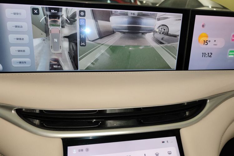 智己汽车 智己L6 2024款 Max 超强性能版中控内饰16