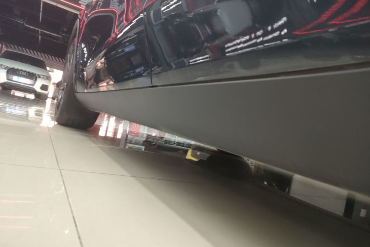 特斯拉 Model Y 2025款 后轮驱动版局部细节9002