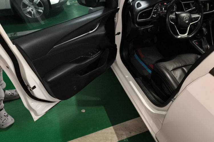 别克 英朗 2018款 18T 自动精英型中控内饰20