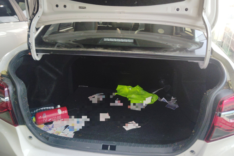 丰田 威驰 2022款 1.5L 20周年纪念版局部细节23