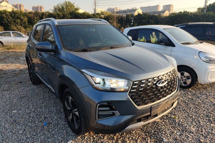 奇瑞 瑞虎5x 2020款 1.5L CVT时尚版车身外观3