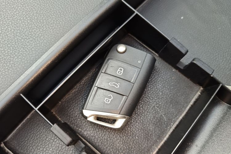 大众 途昂 2017款 380TSI 四驱豪华版中控内饰11