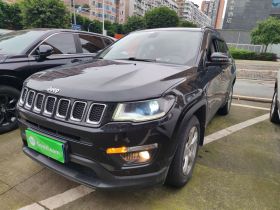 Jeep 指南者 2017款 200T 自动家享版