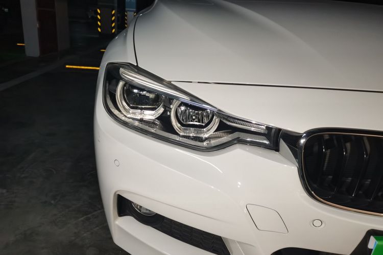 宝马3系 2017款 320Li M运动型车身外观8