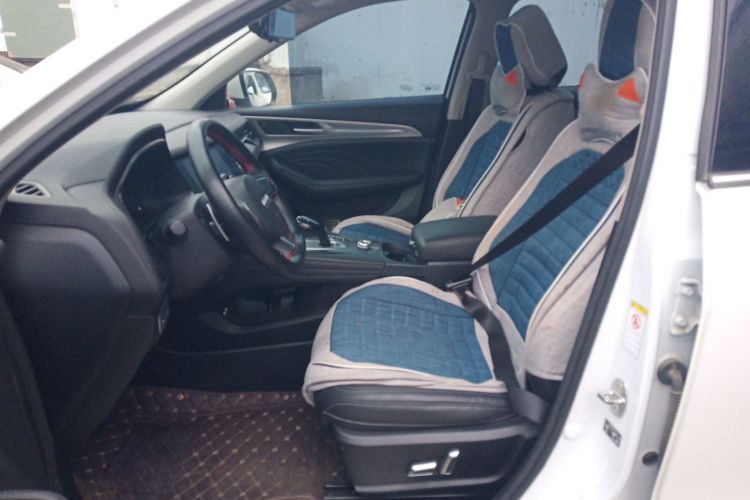 哈弗F7 2020款 1.5T 两驱i潮中控内饰19