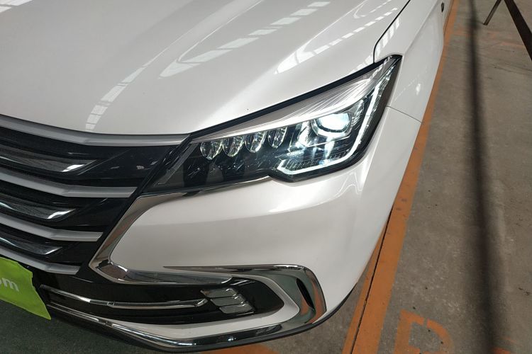 长安CS85 COUPE 2019款 2.0T 自动动版 国V车身外观36
