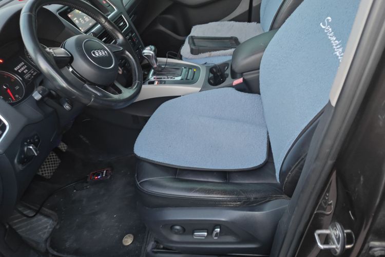 奥迪Q5 2016款 40 TFSI 进取型中控内饰19