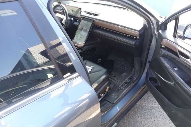 小鹏P5 2021款 550G局部细节9005